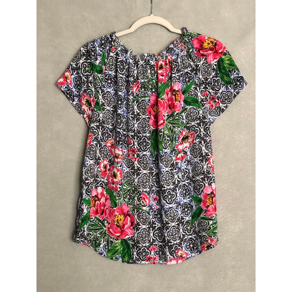 Talbots Floral Top Women's Medium Short Sleeve - Picture 4 of 5